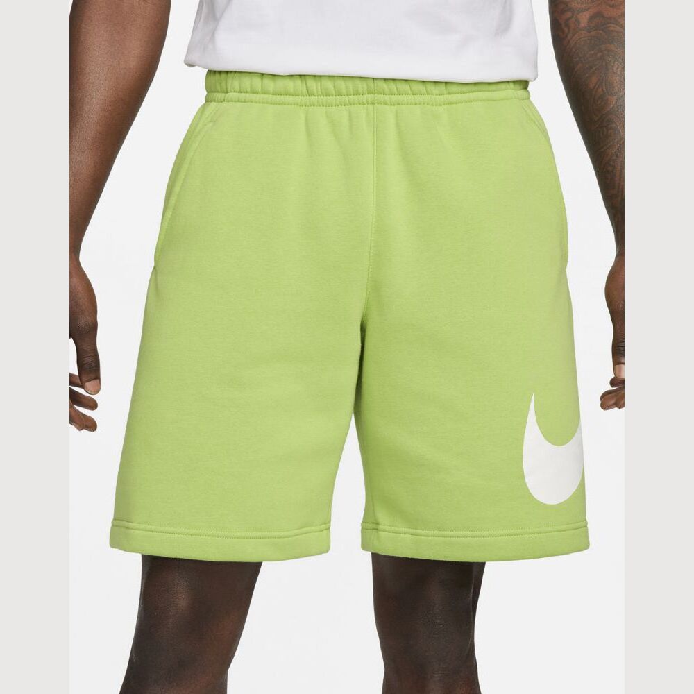 Nike Men s Sportswear Club Short BV2721 332 Bright Green