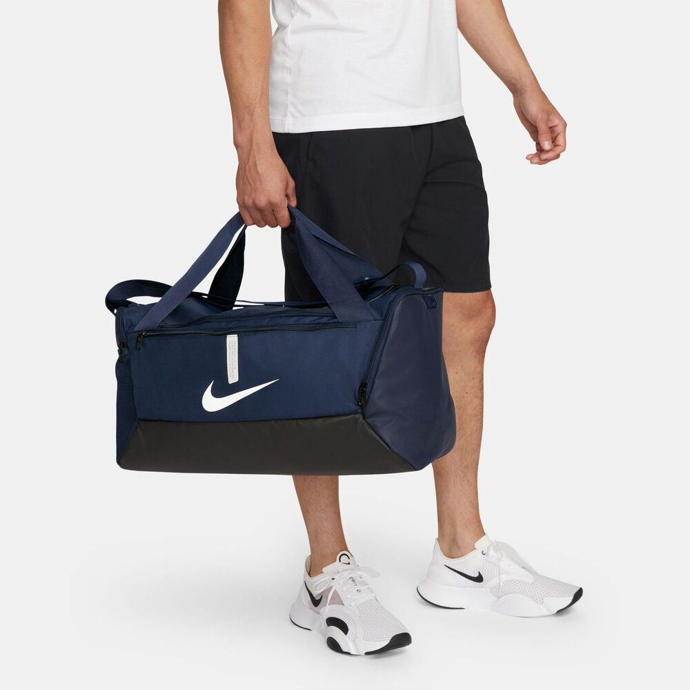 Medium nike gym bag online
