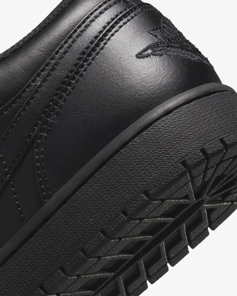 Chaussures Nike Jordan 1 Low Noir pour Homme 553558 093 EKINSPORT
