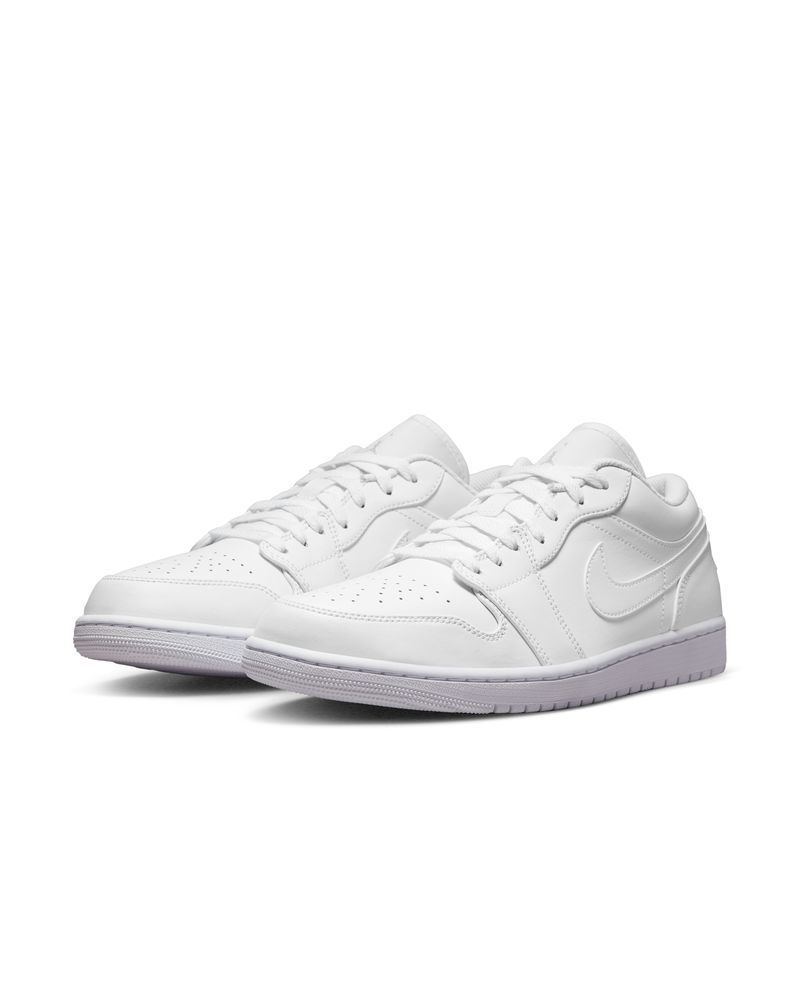 Nike chaussure deals tennis jordan
