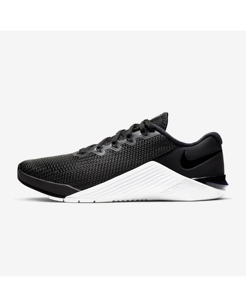 Chaussure on sale metcon 5