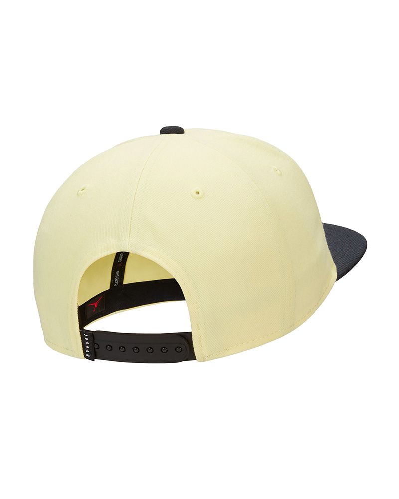 Cappello jordan top giallo