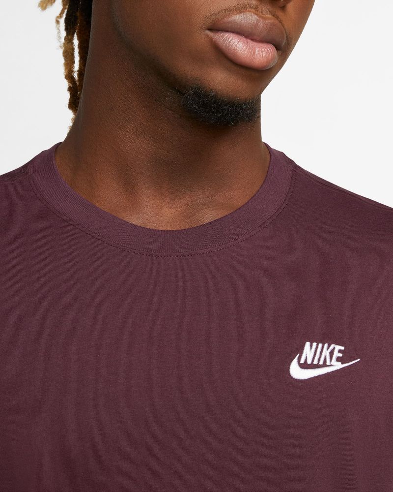 T Shirt Nike Sportswear Bordeaux para homem AR4997 682 EKINSPORT
