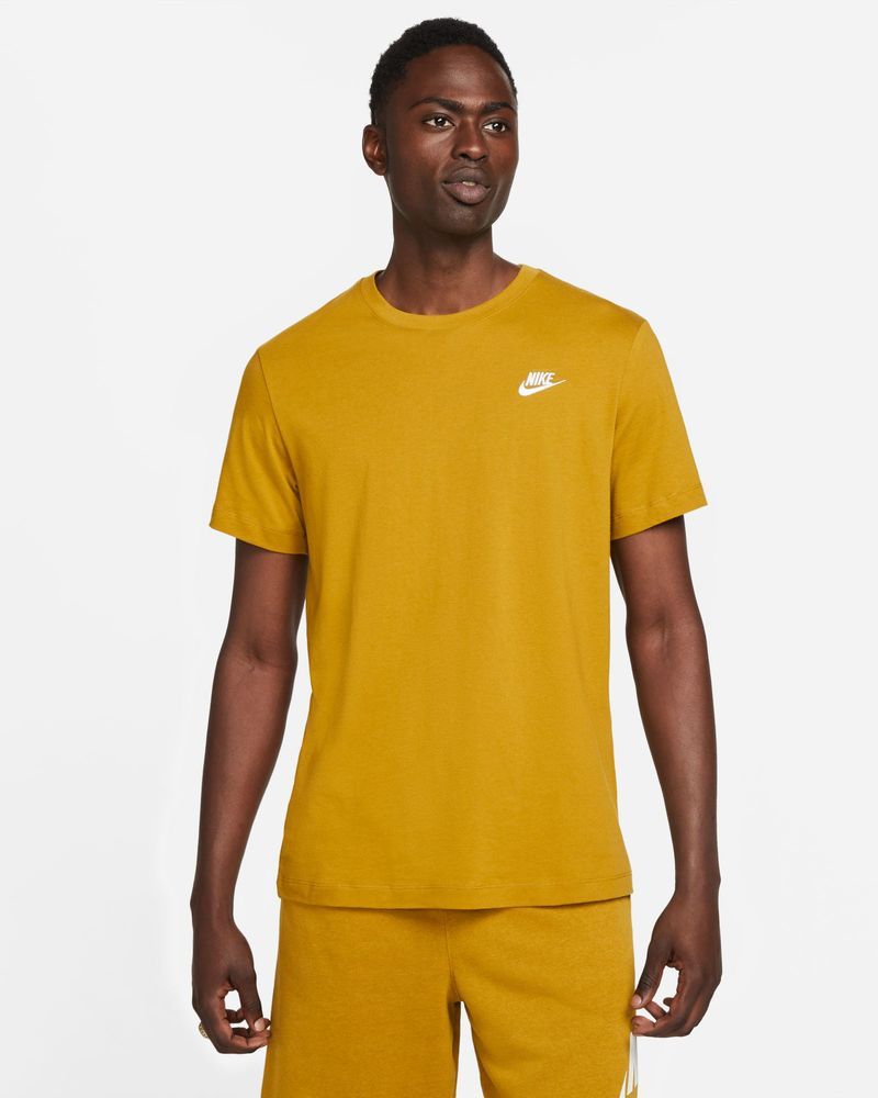 Camiseta Nike Sportswear Gold Hombre AR4997 716 EKINSPORT