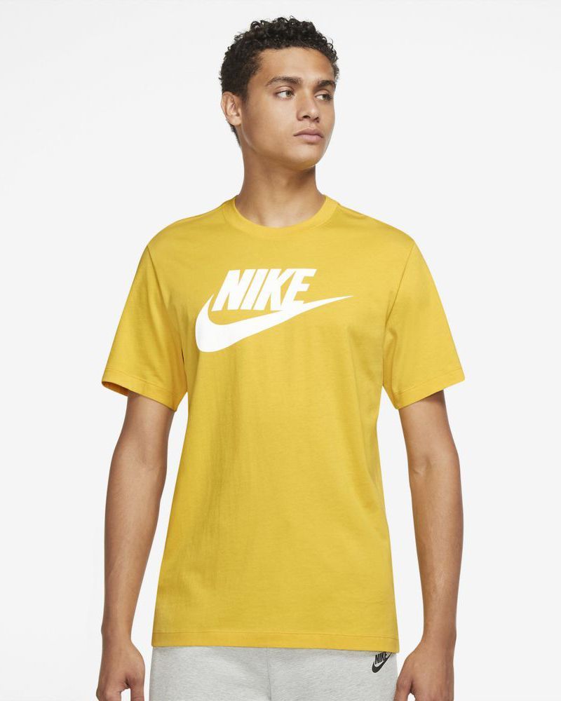 Camiseta Nike Sportswear para Hombre AR5004 709 Amarillo
