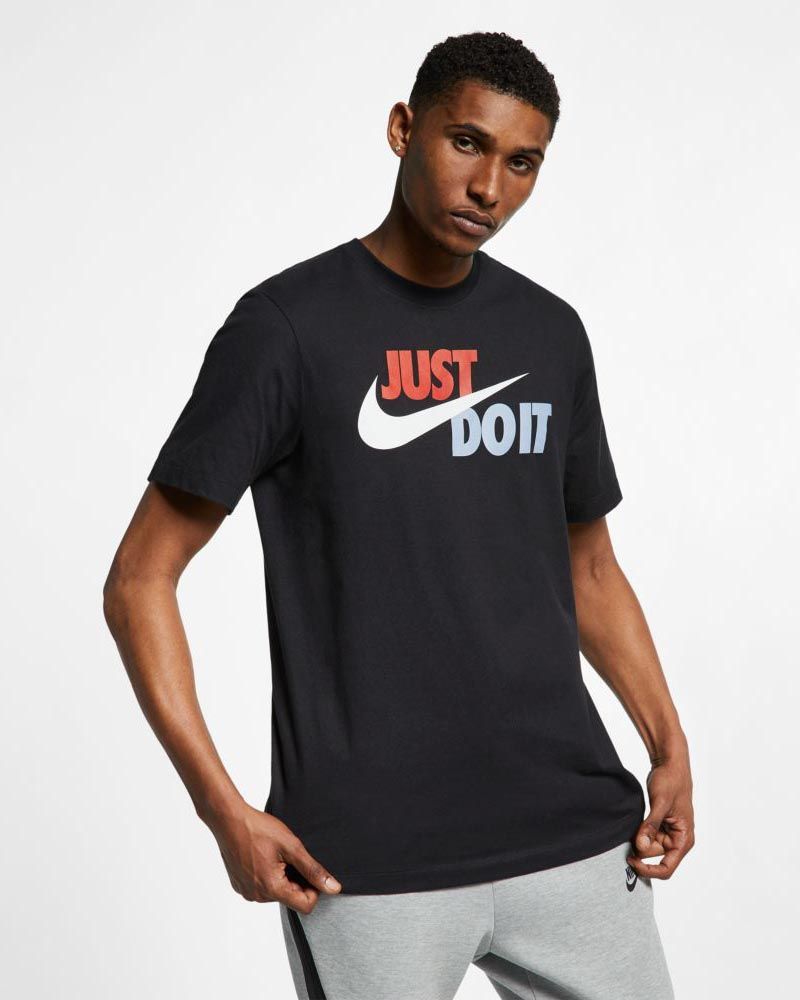 Tee-Shirt Nike Sportswear Club pour Homme AR5006
