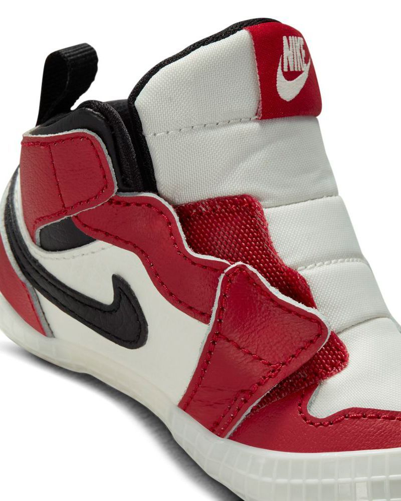 Jordan enfant scratch clearance