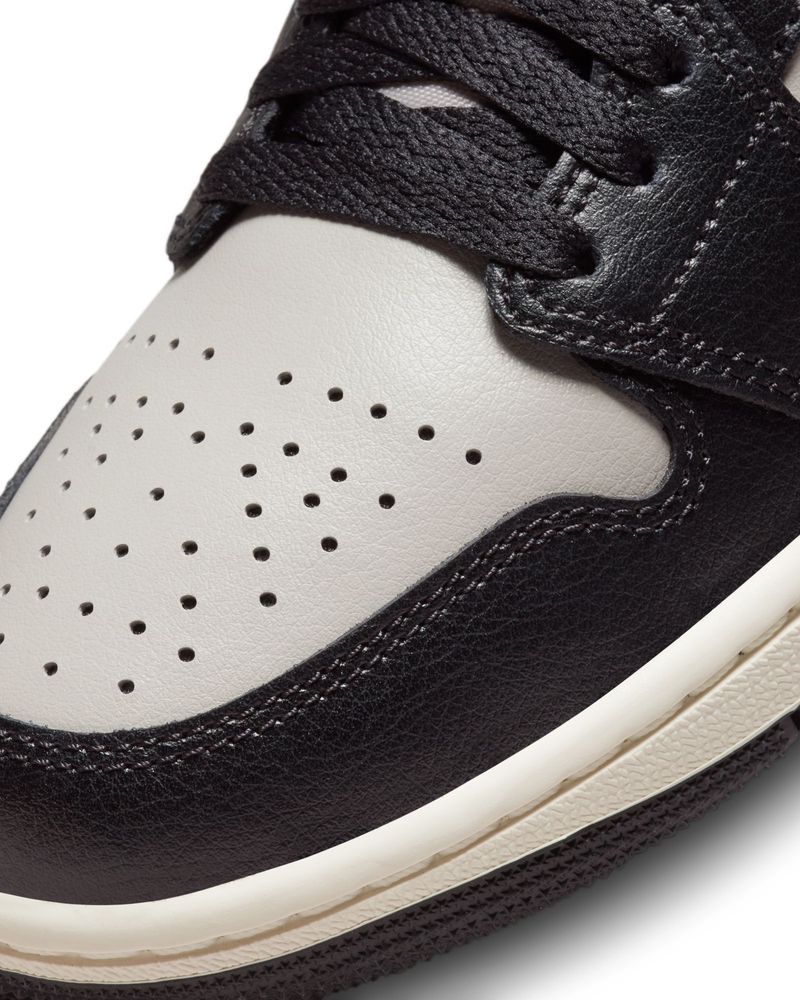 Women s Air Jordan 1 Mid Shoes BQ6472 EKINSPORT