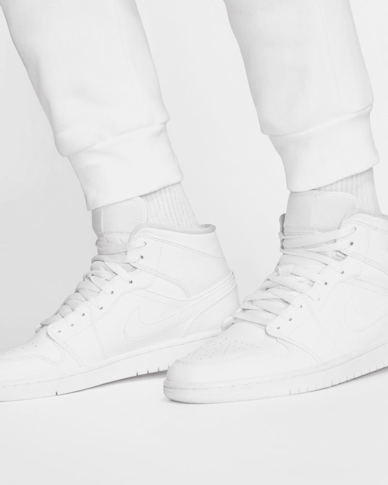 Jogging nike blanc best sale jordan