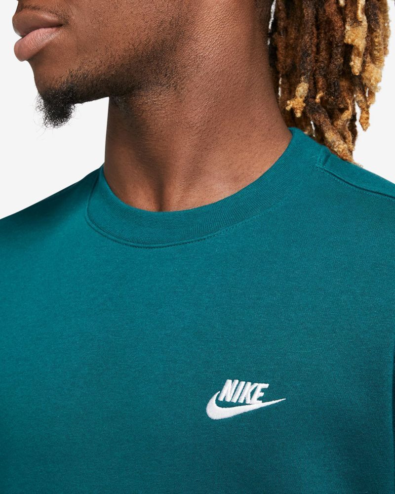 teal nike shirt