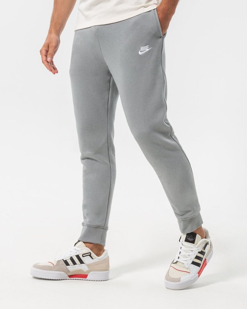 Survetement gris discount homme nike