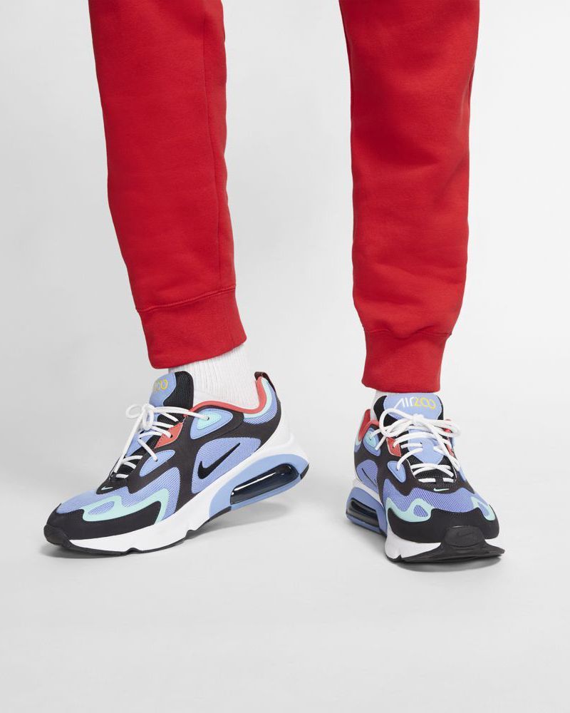 Survetement nike air rouge 2025