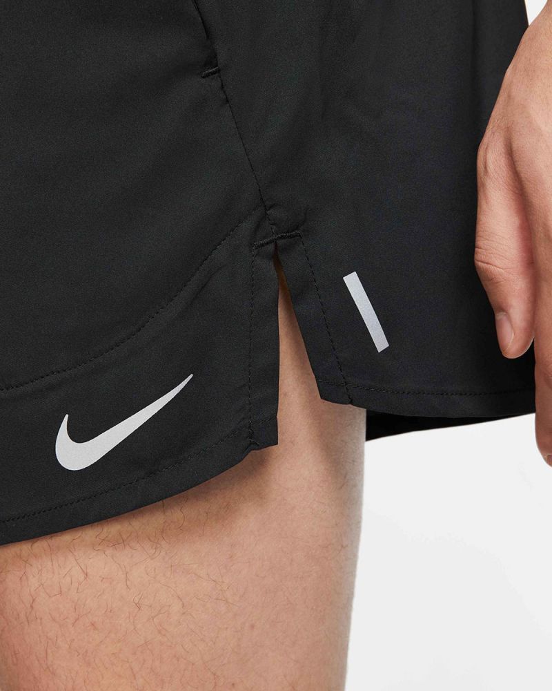Nike flex stride hotsell black