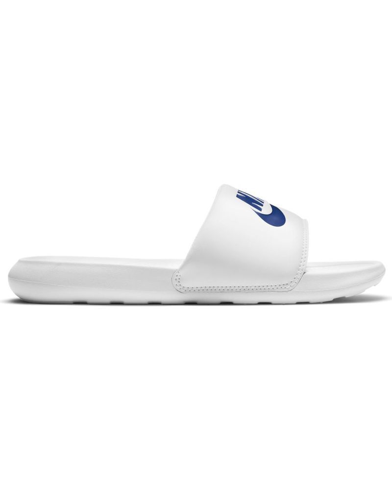 White flip best sale flops nike