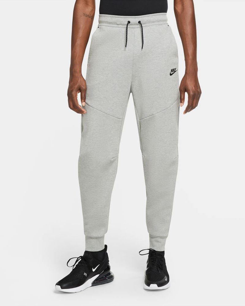 Pantalon nike bande sur le sale côté