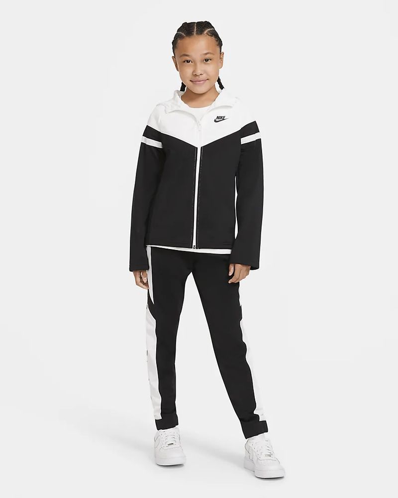 Survetement nike blanc noir outlet