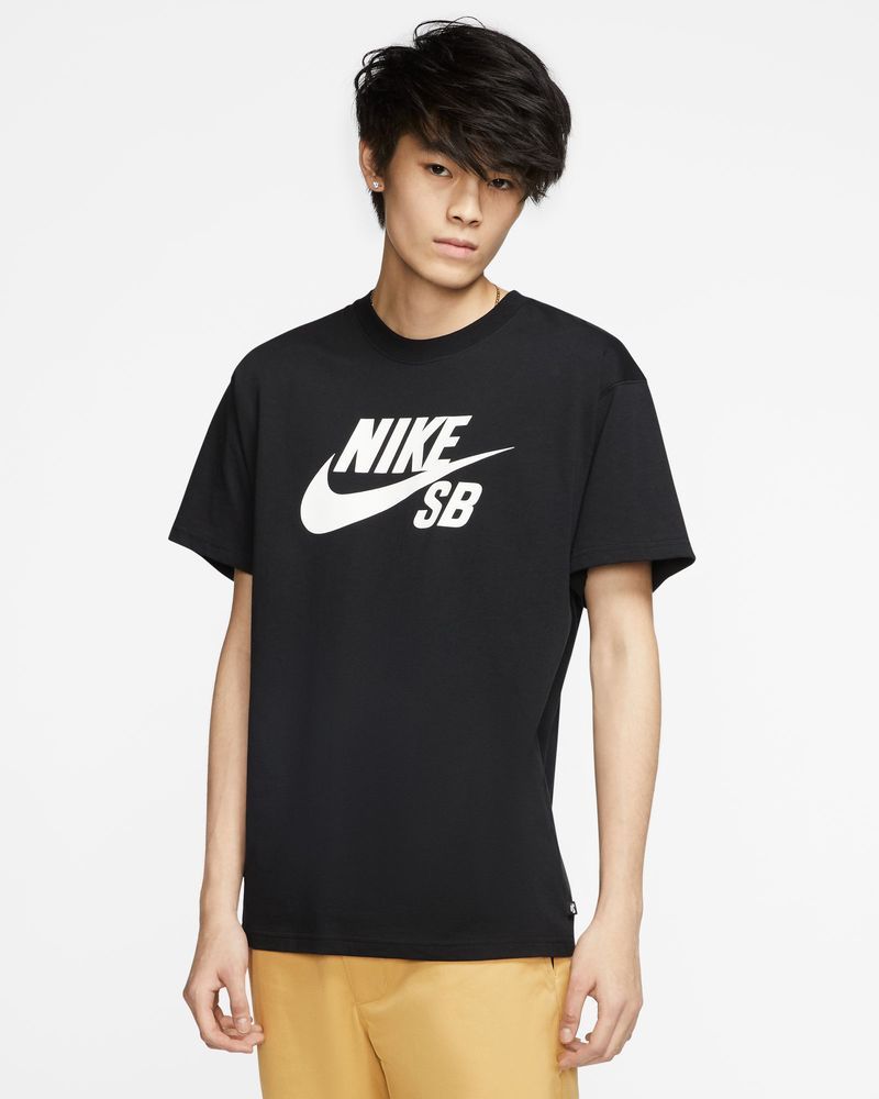 egipcio Mm Centro de niños Men's Nike SB Logo Skate Black T-Shirt - CV7539-010 | EKINSPORT