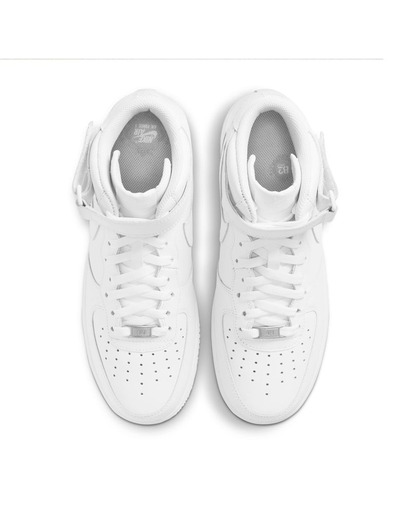 Chaussure nike air force jordan online