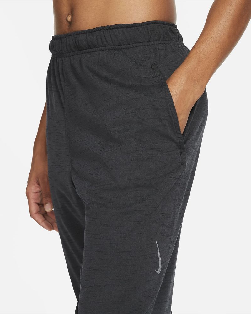 Pull Dri-FIT Nike Yoga pour homme. Nike FR