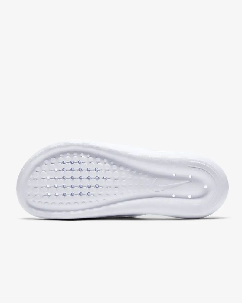 Claquette best sale yeezy boost