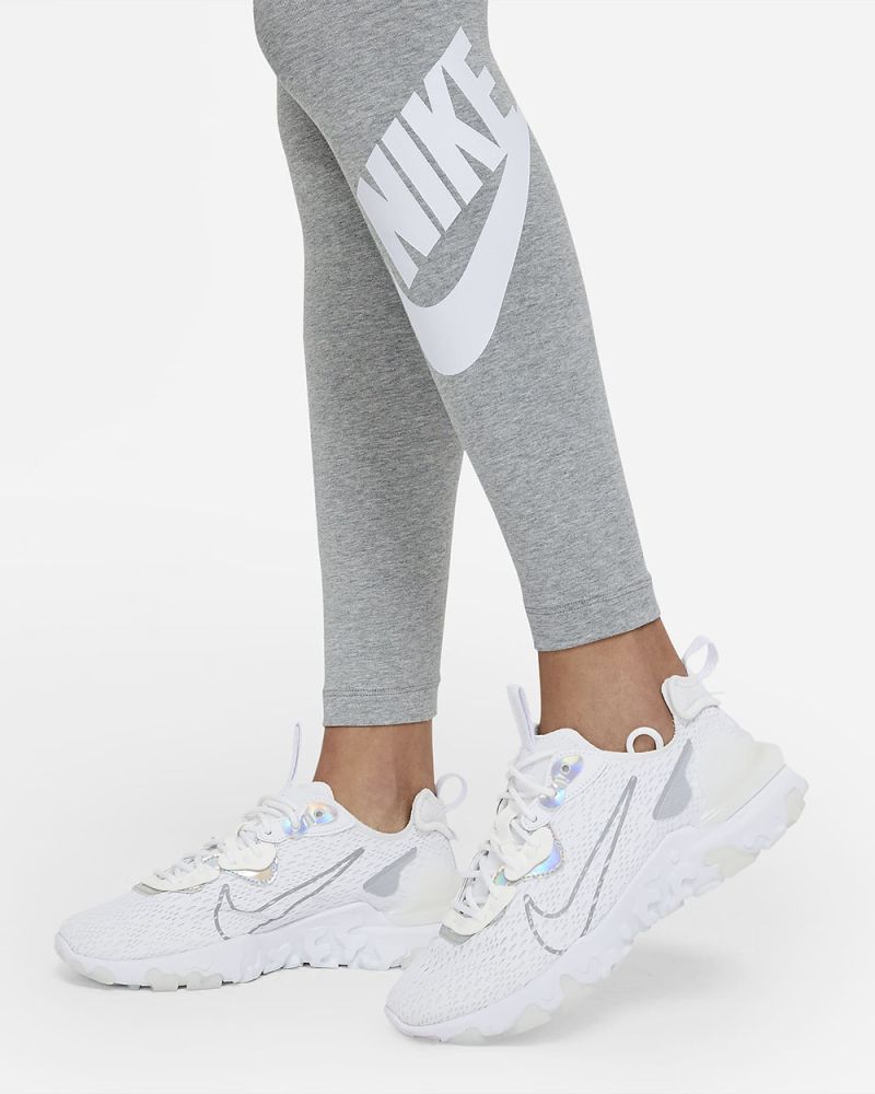 LICRA NIKE MUJER SPORTSWEAR ESSENTIAL NEGRO BLANCO NIKE