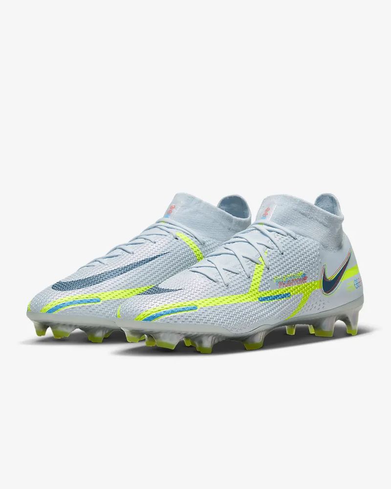 Crampon hypervenom phantom top