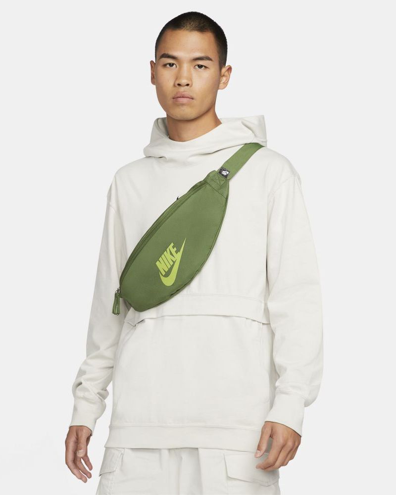 Nike hood waist bag hotsell