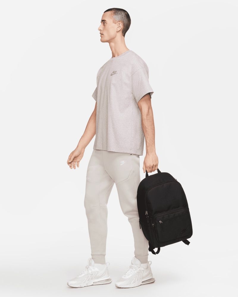 Nike Heritage Eugene Backpack 23L Black Unisex EKINSPORT