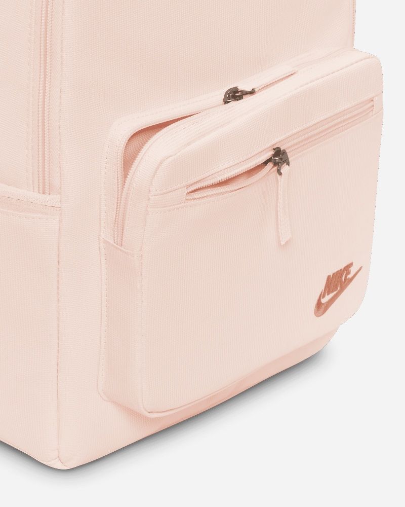 Sac dos Nike Heritage Eugene 23L Rose Unisexe EKINSPORT
