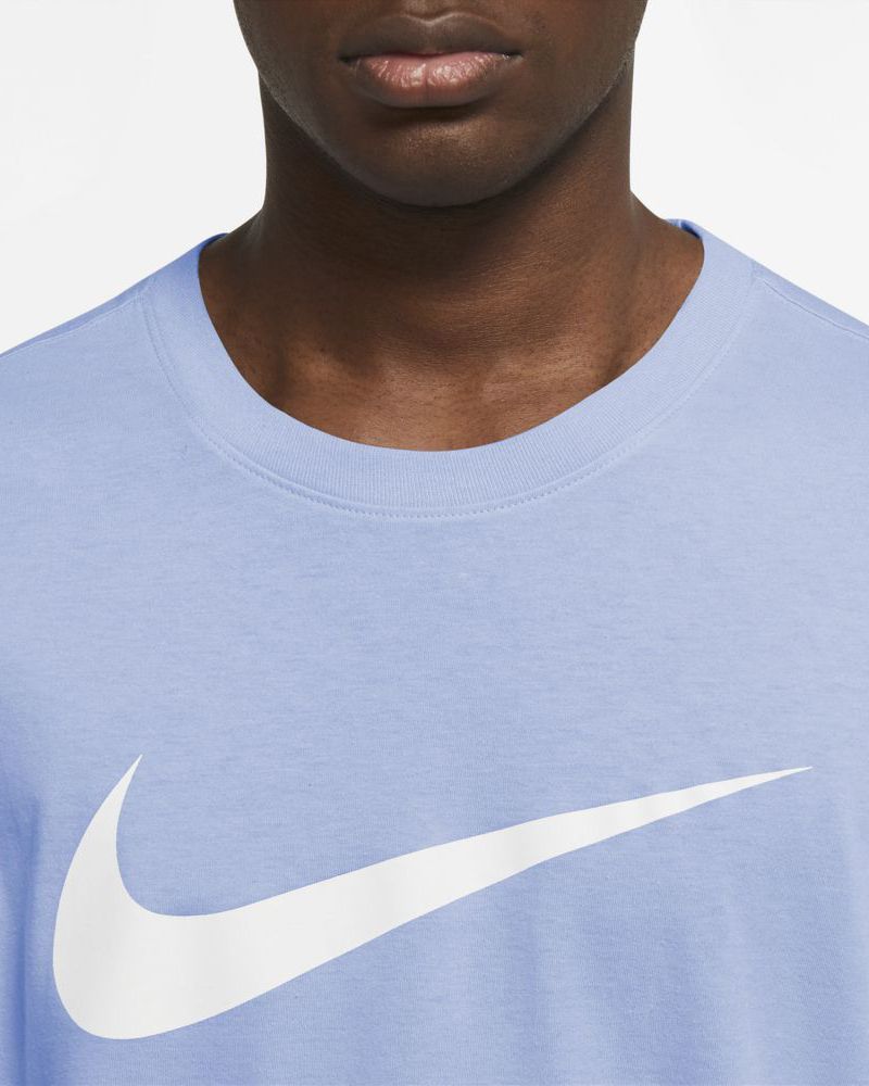 T-shirt Nike Swoosh pour homme. Nike BE