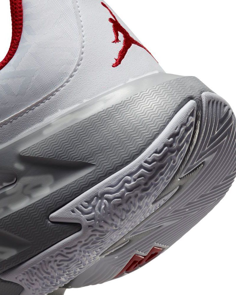 Chaussure de deals handball jordan