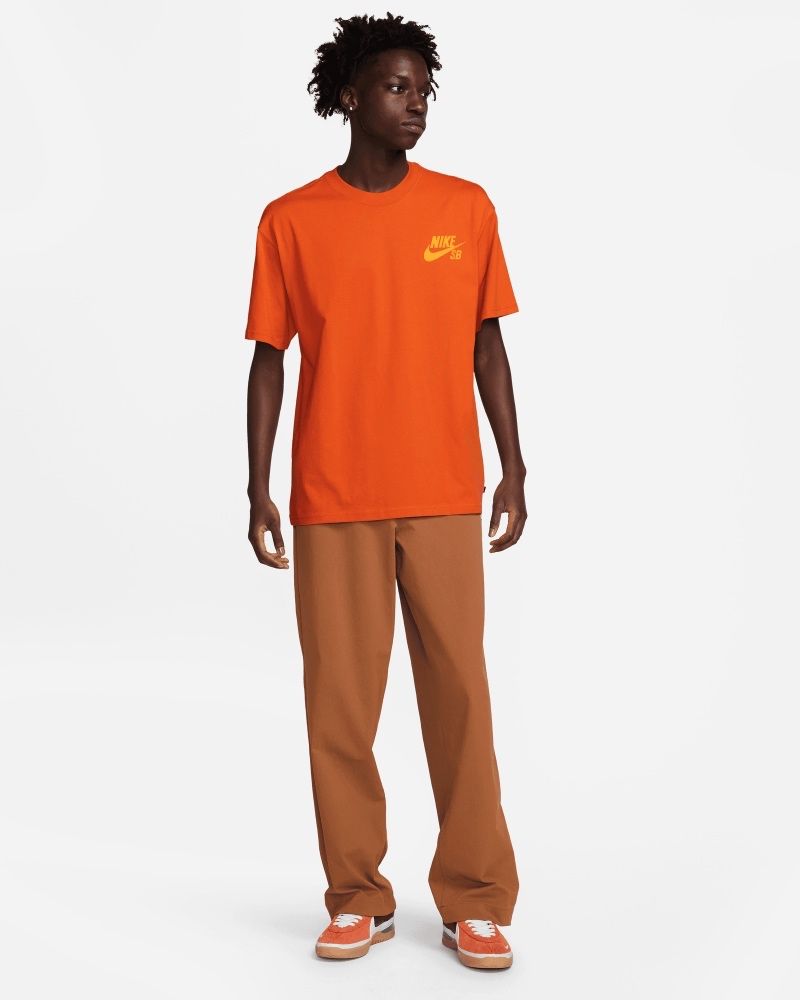 Nike t shirt outlet orange logo