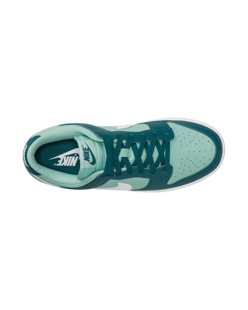 Basket nike verte femme top