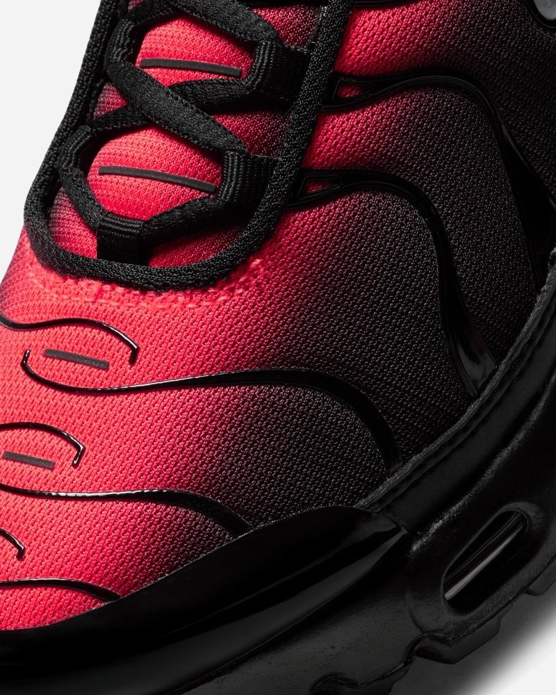 Tn mercurial noir et rouge top