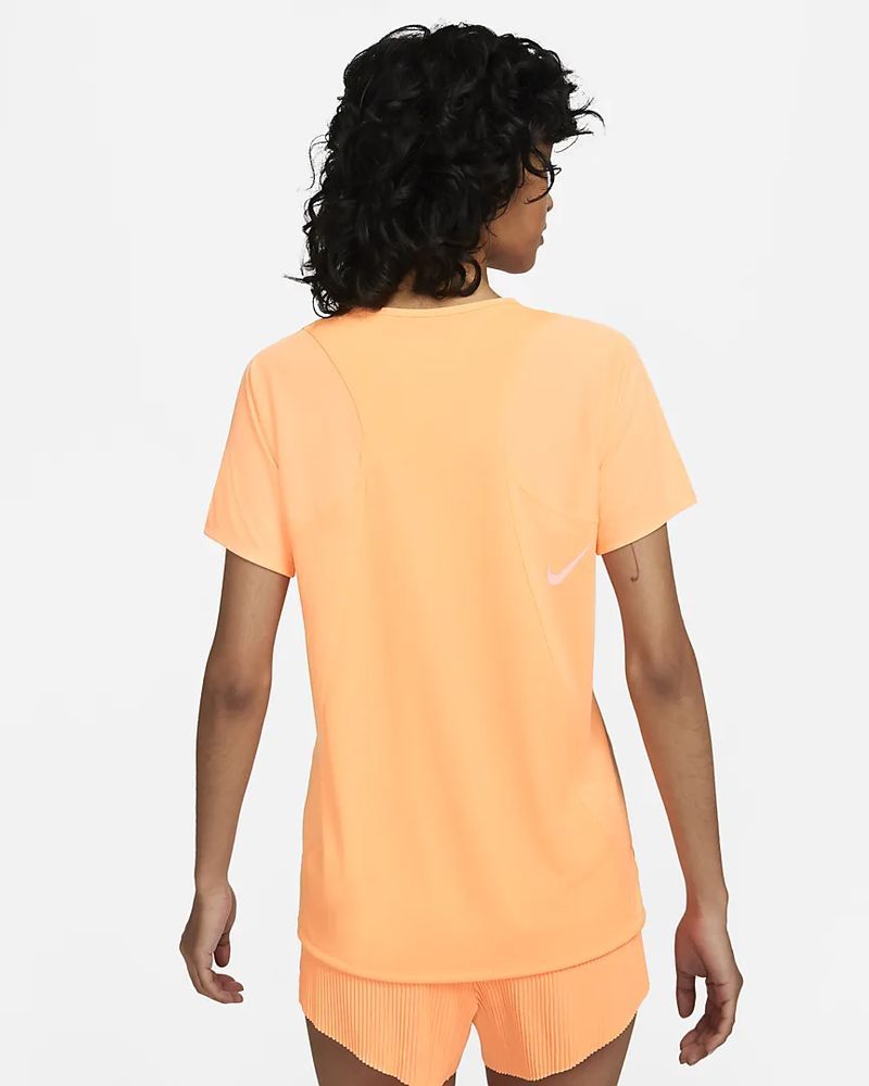 T shirt running nike femme deals
