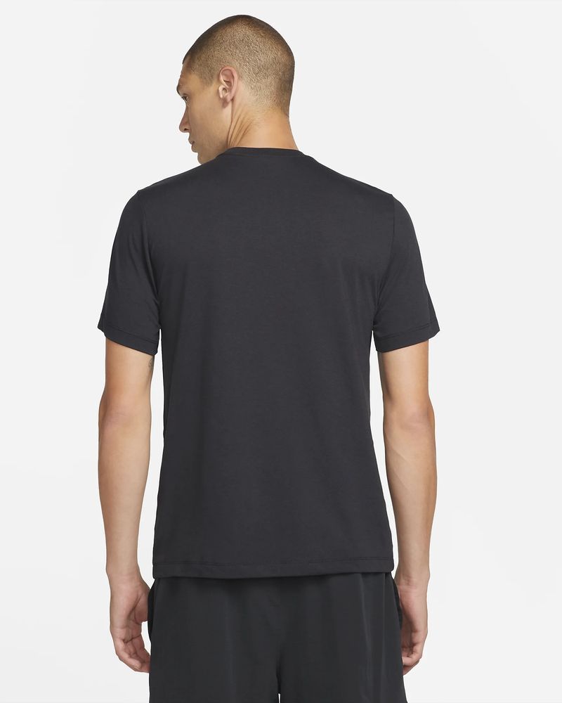 tee shirt de training dri fit pour homme DD8616 010