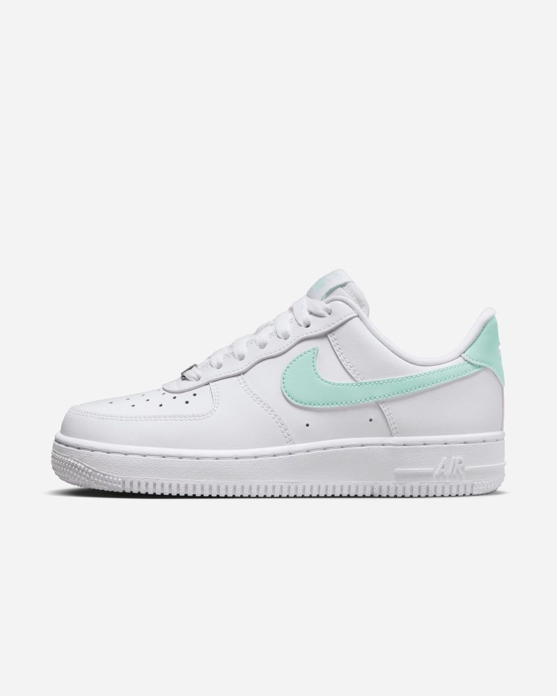 Chaussures Nike Air Force 1 07 Blanc Vert pour Femme EKINSPORT