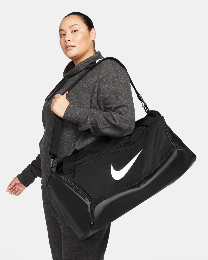 Nike sac de sport brasilia 5 taille hot sale s femme