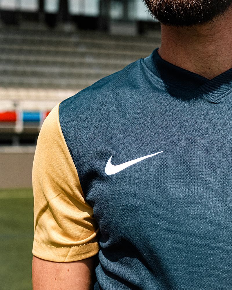 maillot de football nike homme tiempo premier ii bleu marine or dh8035 411 maillot de football nike homme tiempo premier ii bleu marine or dh8035 411