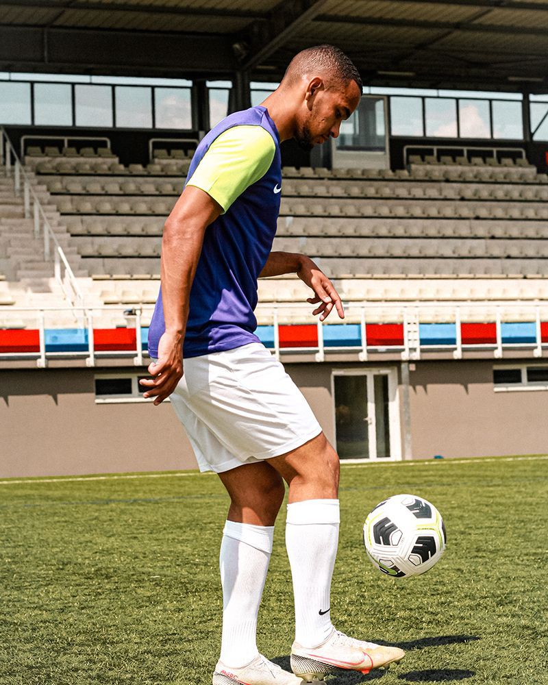 maillot de football nike homme tiempo premier ii violet dh8035 547 maillot de football nike homme tiempo premier ii violet dh8035 547