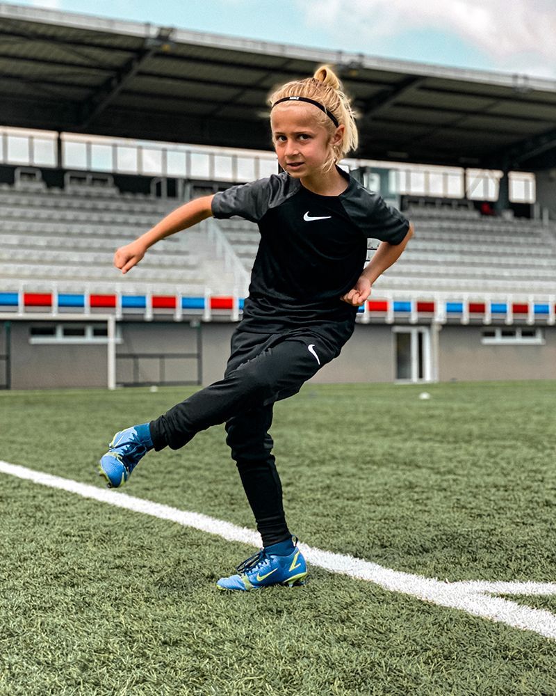 black soccer jersey nike