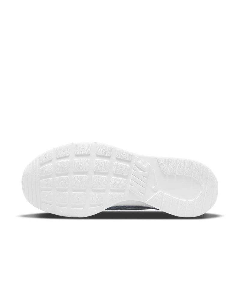 Nike new arrivals tanjun grijs