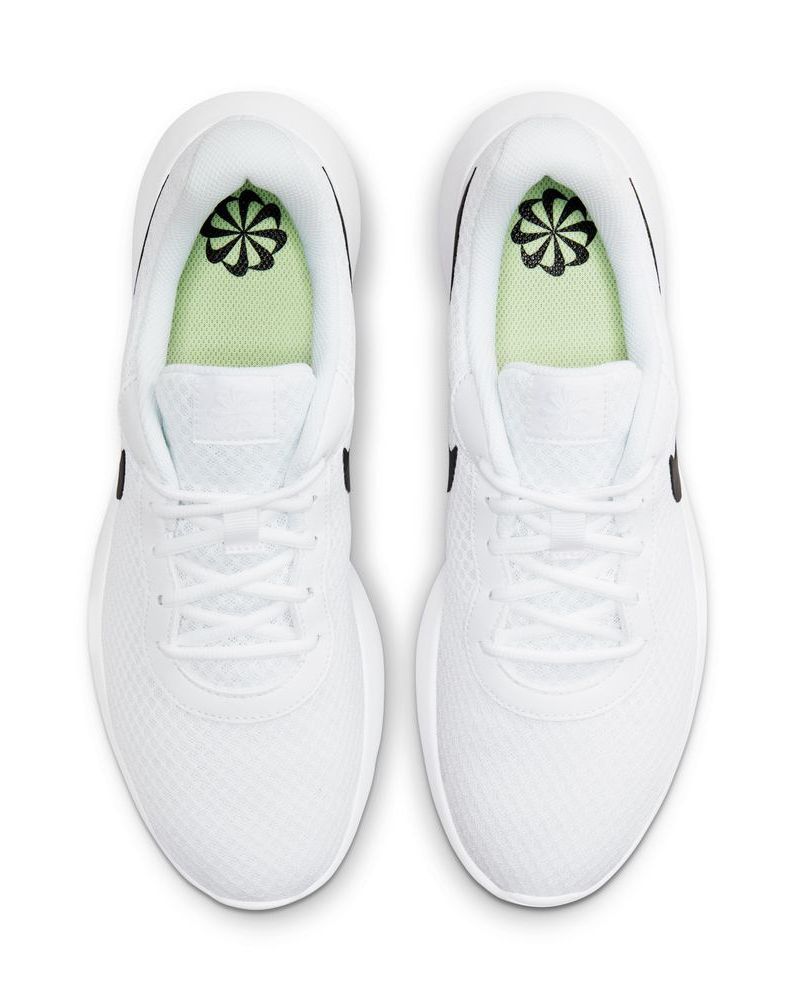 Nike men's sale tanjun sneakers