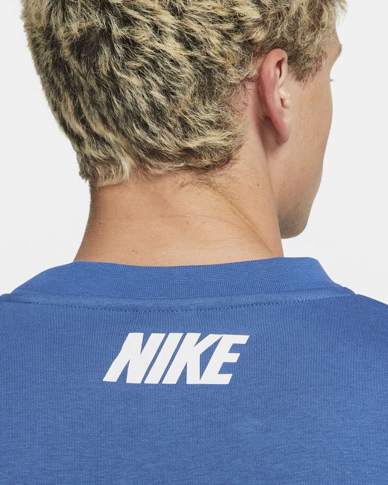 Nike sweat hotsell t shirt