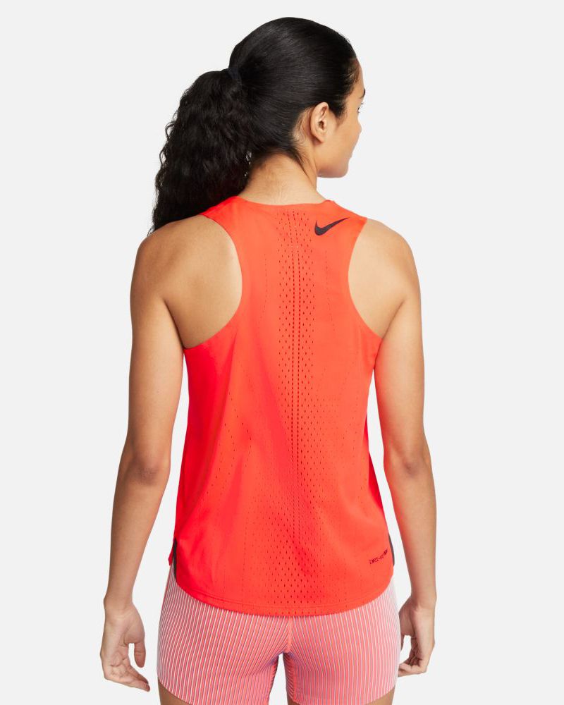 Crop top de running Nike Dri-FIT ADV AeroSwift pour Femme. Nike BE