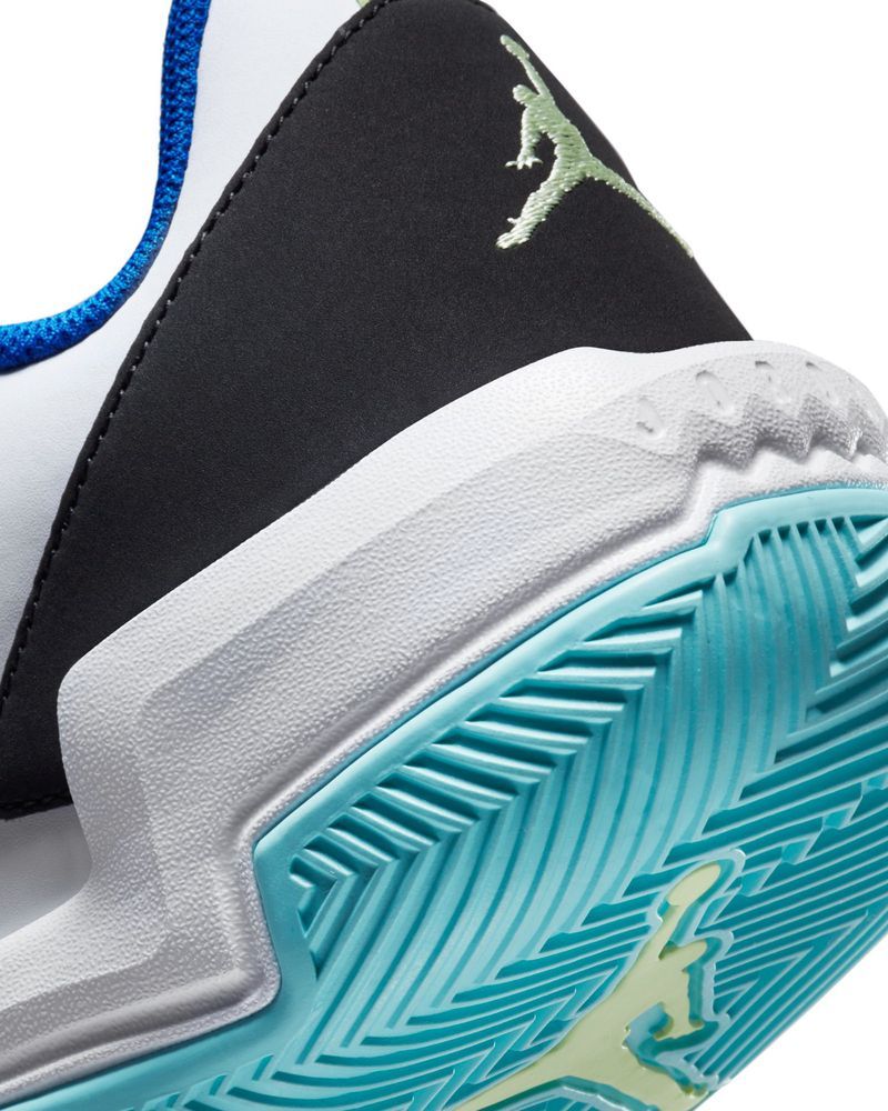 Chaussure basket deals ball jordan