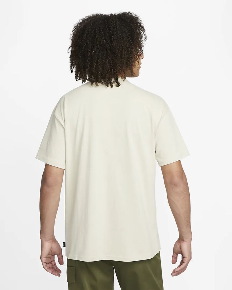 Nike Sportswear Men s Premium Essentials T Shirt DO7392 206