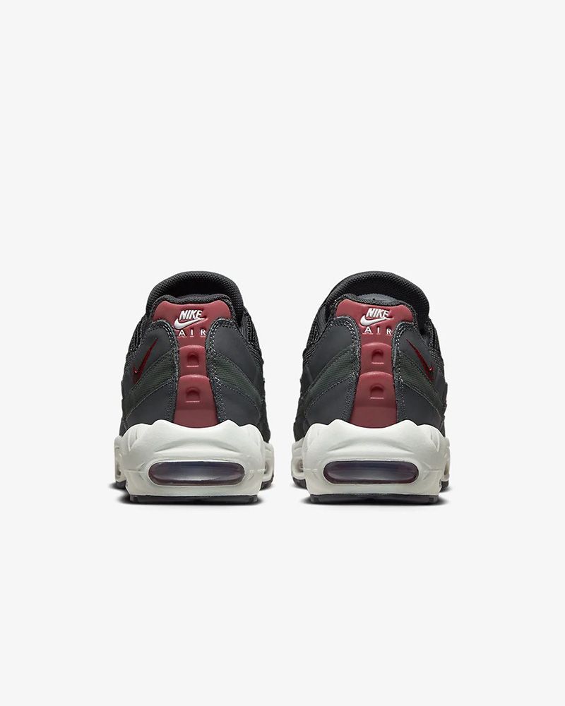 Maroon nike discount air max 95