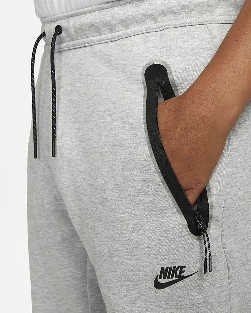 Nike jogging hotsell tape homme gris