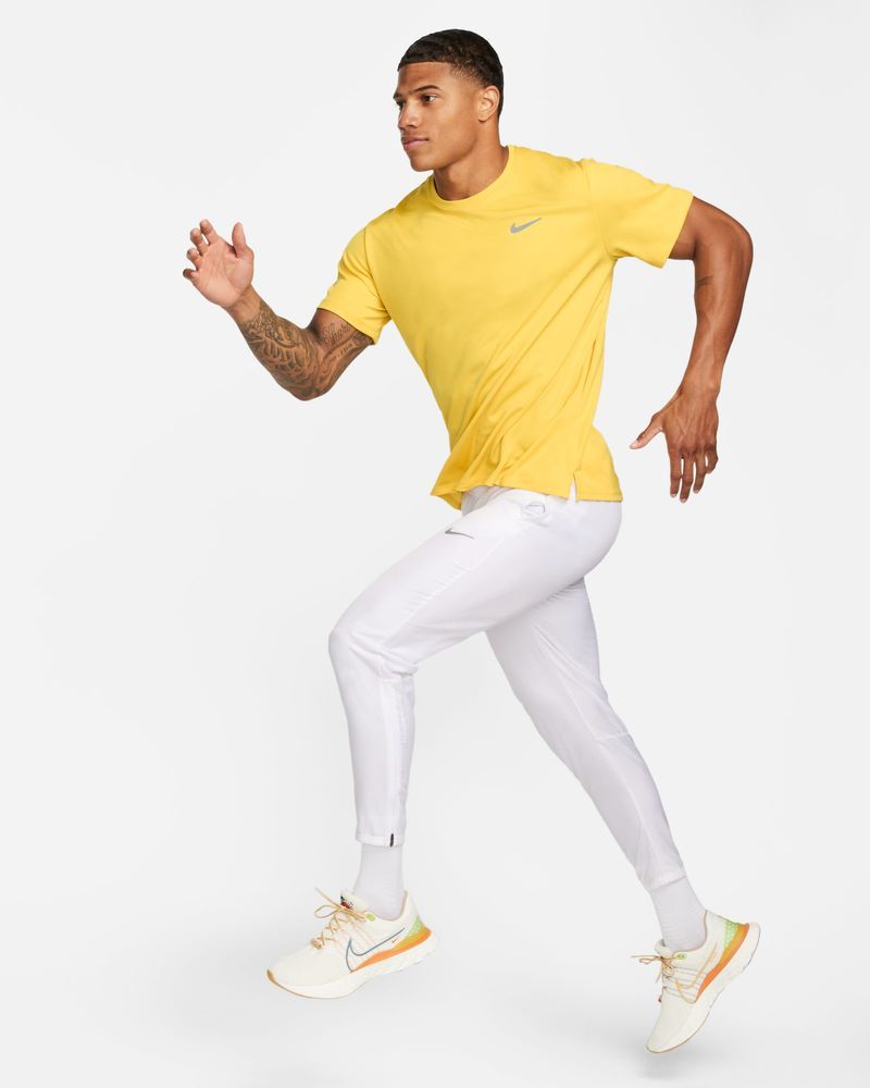 t shirt violet homme nike